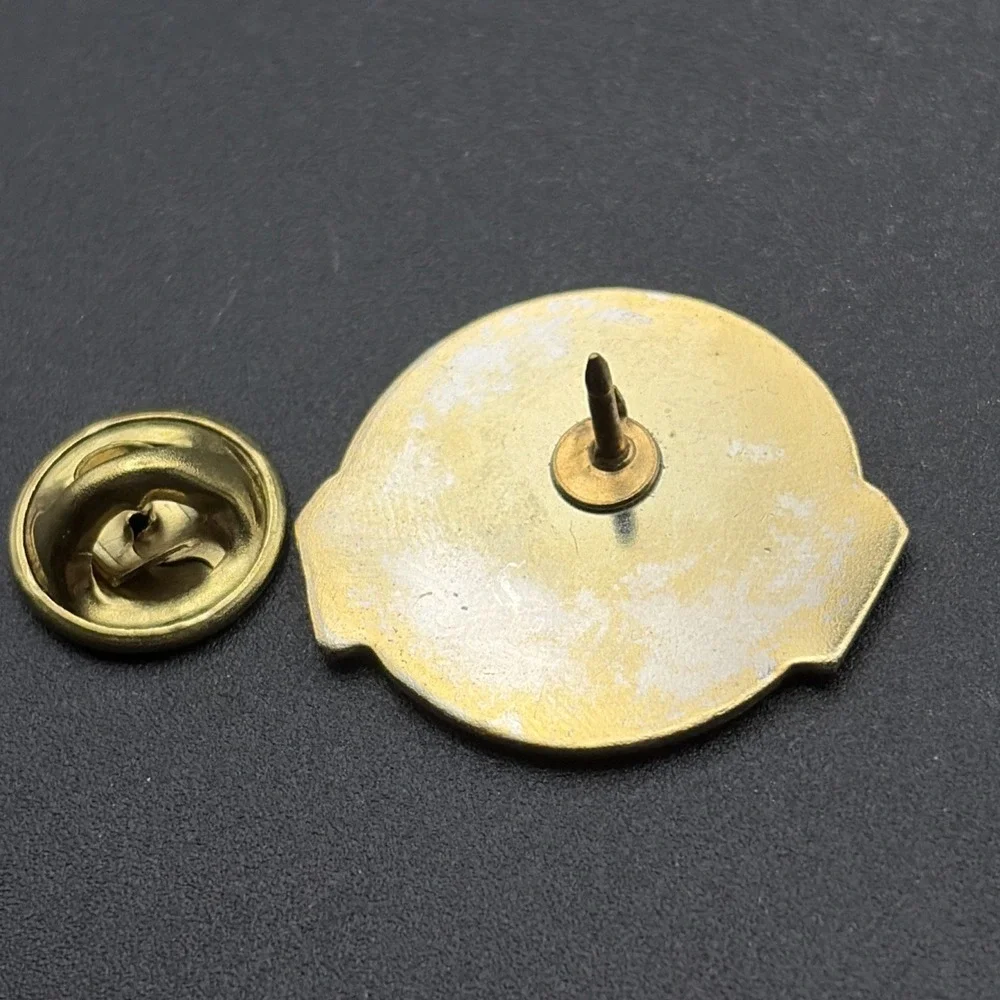 2005 Scotch Brite‎ Sponges Cleaning Product Lapel Hat Pin